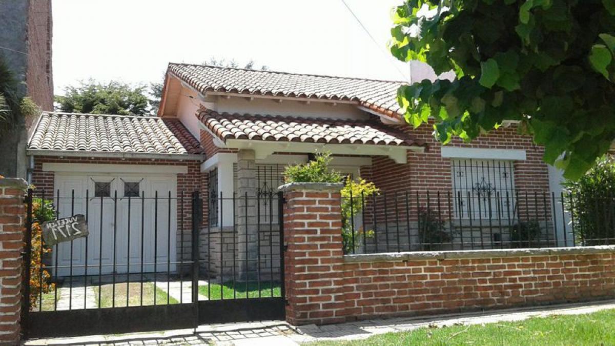 Дом с 2 спальнями в Мар-дель-Плата, Аргентина № 74896