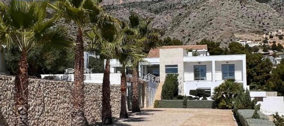 3 bedrooms Villa in Altea, Spain No. 80921 2