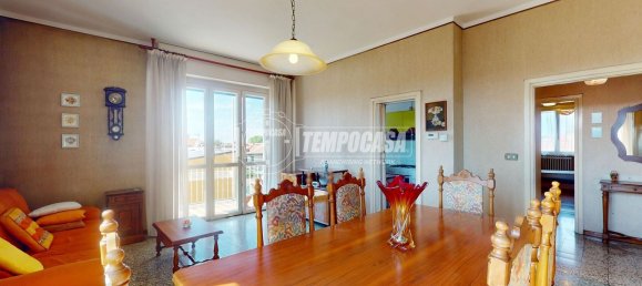 4 bedrooms Apartment in Verano Brianza, Italy No. 362188 3