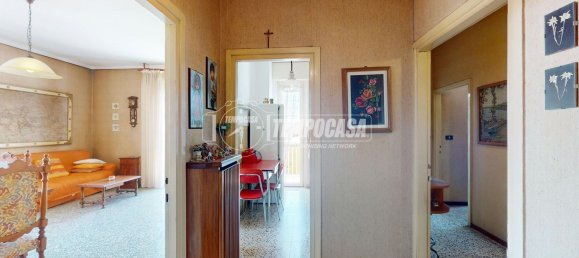 4 bedrooms Apartment in Verano Brianza, Italy No. 362188 10