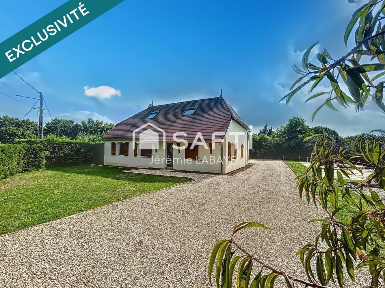 Casa T4 em Le Pont-Chretien-Chabenet, France N.º 233699