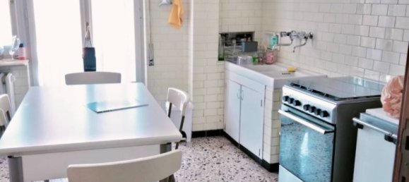 4 bedrooms Apartment in Perugia, Italy No. 268172 2