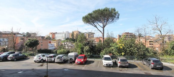 2غرفة شقة في Rome, Italy رقم 202130 19