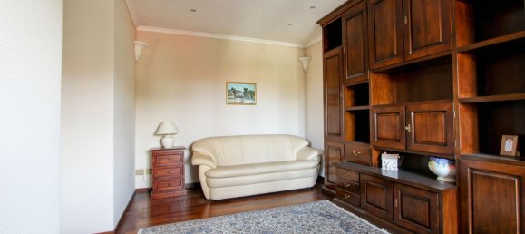 2غرفة شقة في Rome, Italy رقم 202130 7