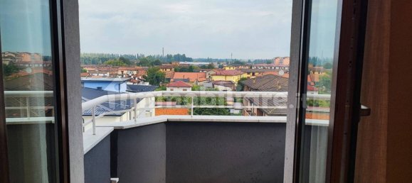 3 غرف نوم شقة في Crema, Italy رقم 349624 16