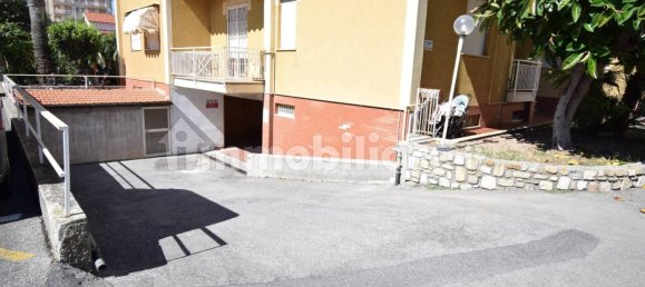 17m² Garage in Diano Marina, Italy No. 64219 2