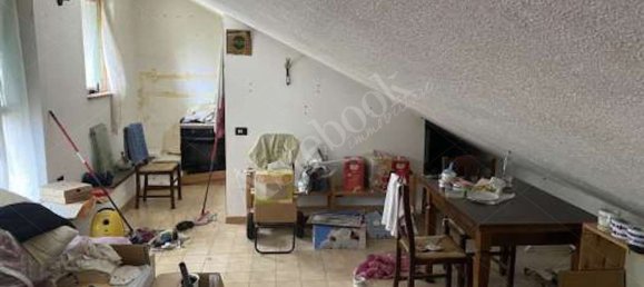 2 rooms Apartment in Margno, Italy No. 3697 7