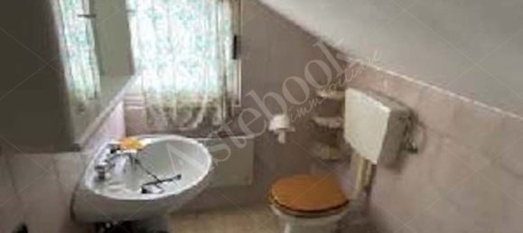 2 rooms Apartment in Margno, Italy No. 3697 9