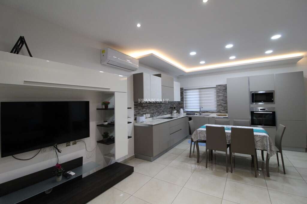 3 Schlafzimmer Wohnung in Luqa, Malta, Nr. 8059