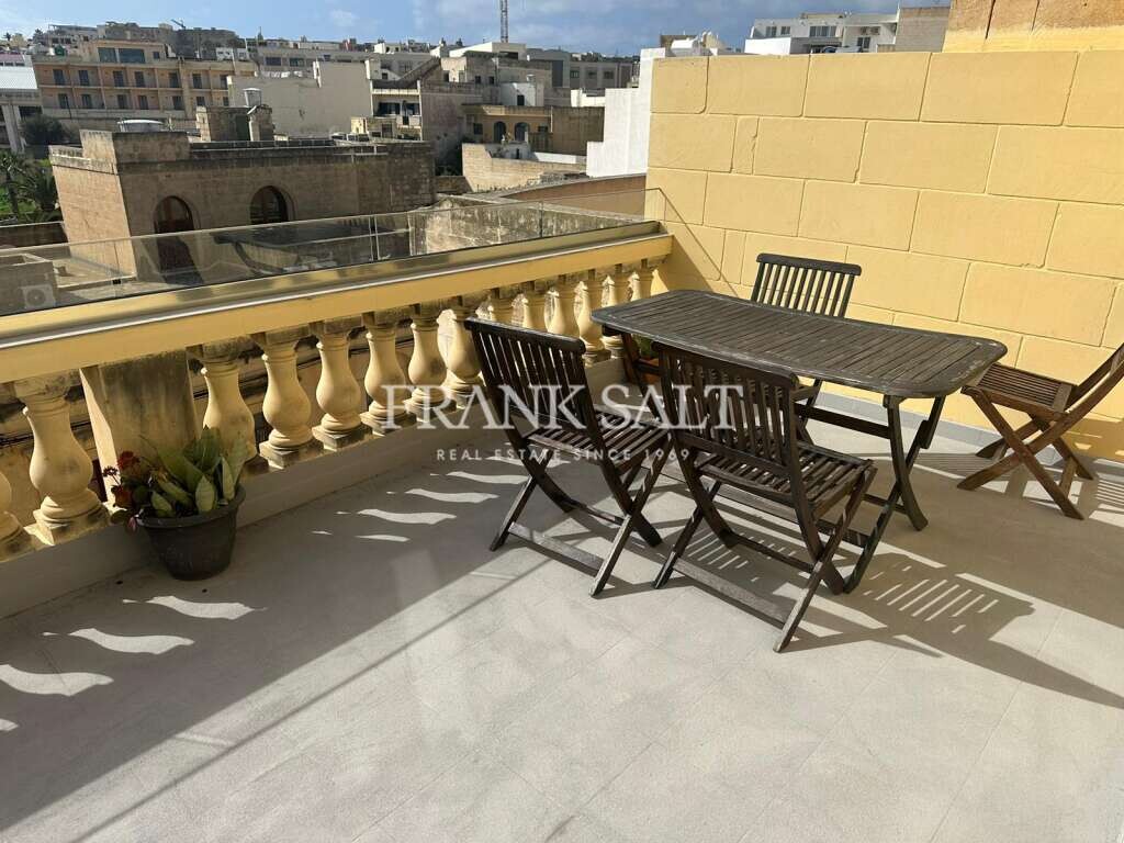1 bedroom Penthouse in Victoria, Malta No. 6181