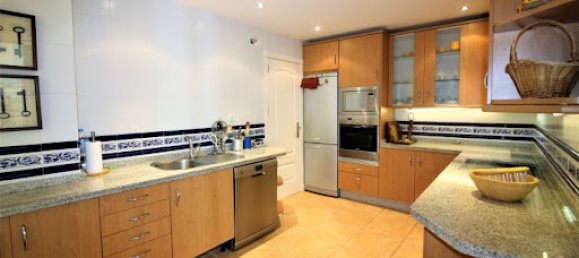 Penthouse T3 em Marbella, Spain N.º 141907 8