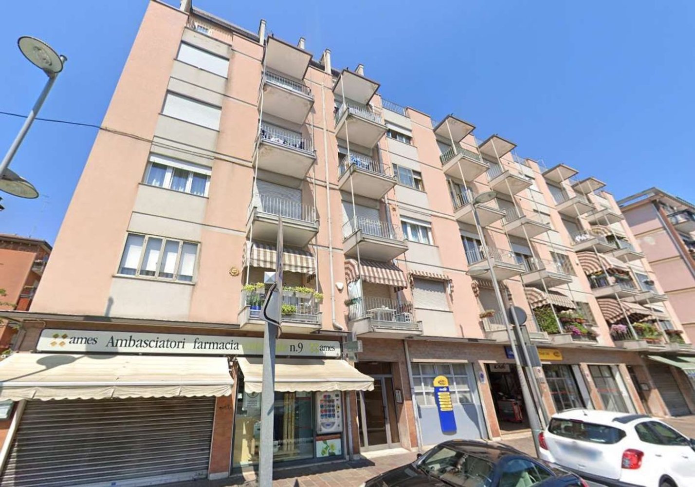 6 rooms Apartment in Venice, Italy No. 268687