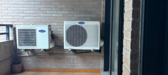 4 bedrooms Apartment in Valencia, Spain No. 156319 3