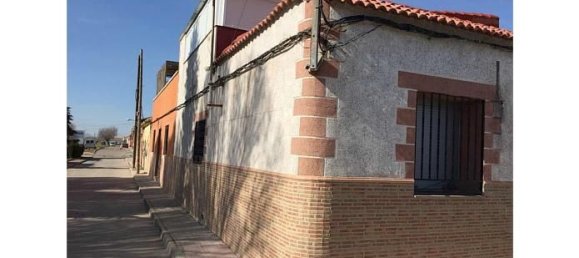 3 bedrooms House in Puertollano, Spain No. 148498 9