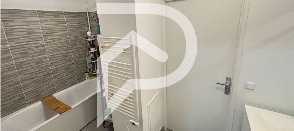 3 غرف نوم شقة في Cergy, France رقم 294906 11