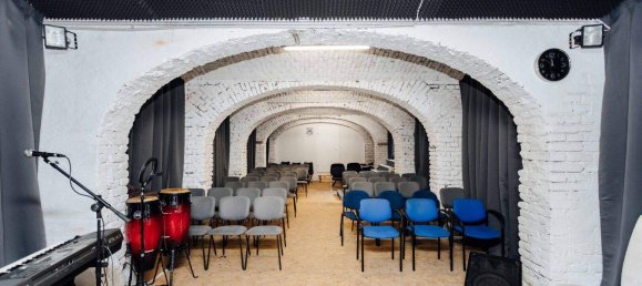 2 rooms Commercial property in Jakomini, Austria No. 168457 3