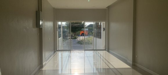 3 Schlafzimmer Stadthaus in Hua Hin, Thailand, Nr. 71378 5