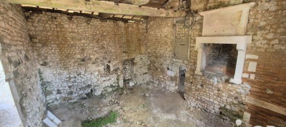 4-Zimmer Haus in Chadurie, France, Nr. 305766 12