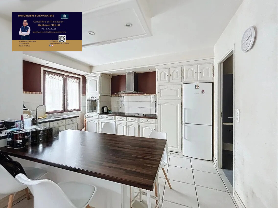 1 chambre Duplex à Troyes, France No. 152781