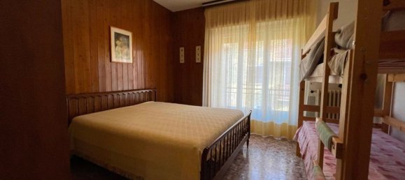 6 rooms House in Aviatico, Italy No. 179129 12