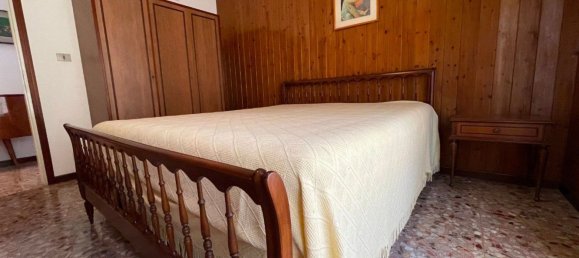 6 rooms House in Aviatico, Italy No. 179129 14