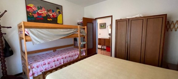 6 rooms House in Aviatico, Italy No. 179129 15