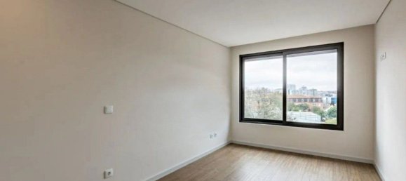 3 bedrooms Apartment in Porto, Portugal No. 105774 10