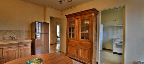 4 bedrooms Apartment in Chartres, France No. 41073 3