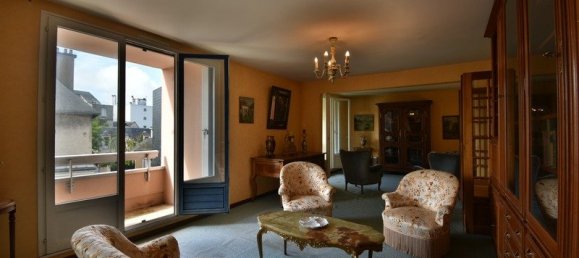 4 bedrooms Apartment in Chartres, France No. 41073 7