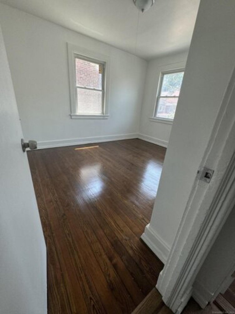 3 bedrooms House in Bridgeport, USA No. 379182