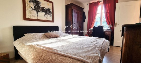 1 bedroom House in Jouy, France No. 52984 13