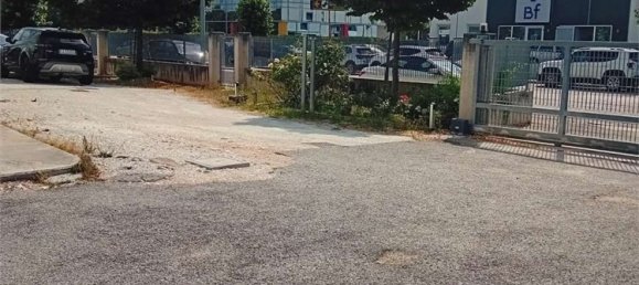 Entrepôt à Corridonia, Italy 600m² No. 74976 11