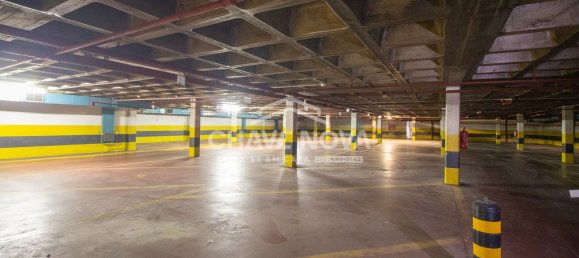 3254m² Commercial property in Porto, Portugal No. 51056 39