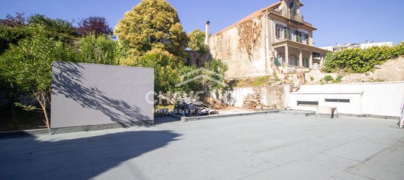 3254m² Commercial property in Porto, Portugal No. 51056 22