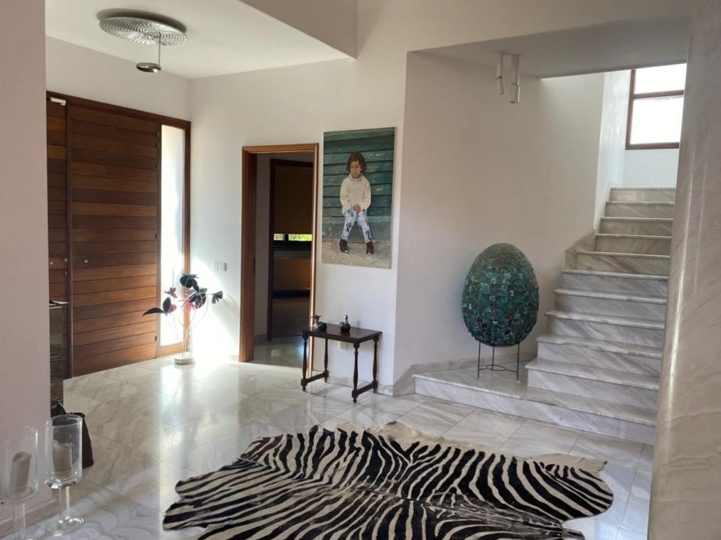 4 bedrooms Villa in Germasogeia, Cyprus No. 582