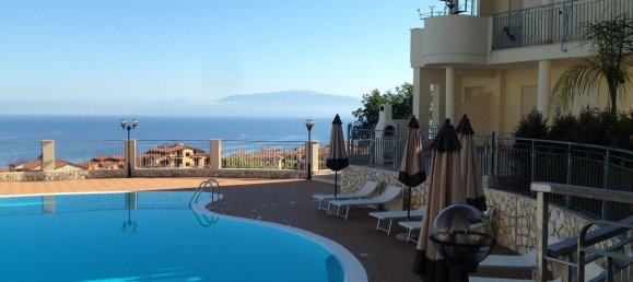 Apartamento de 3 dormitorios en Pizzo, Italy No. 114768 7