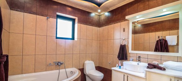 4 Schlafzimmer Villa in Chania, Greece, Nr. 91 24