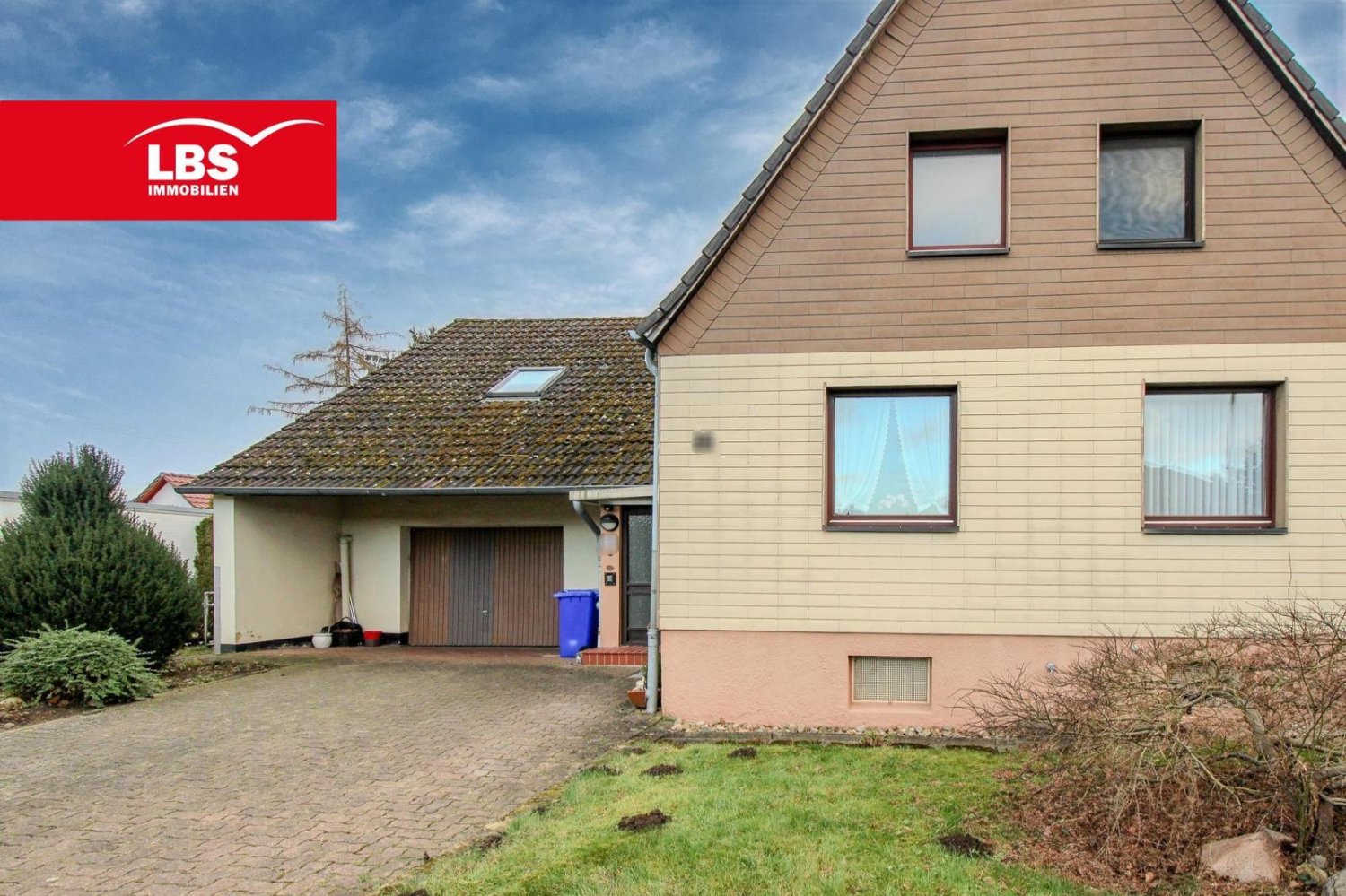 8-salle Maison à Braunschweig, Germany No. 18018