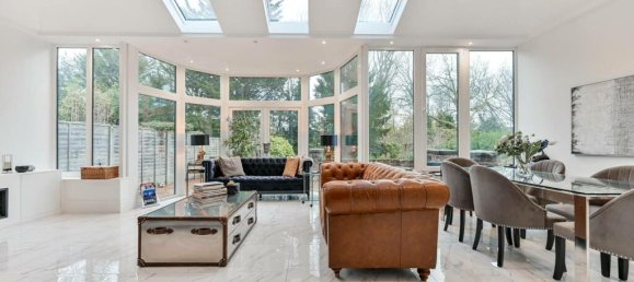 5 bedrooms House in Hounslow, United Kingdom No. 9251 2