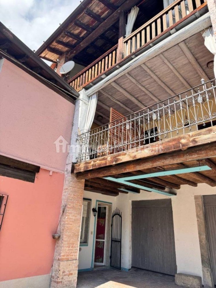 4 Schlafzimmer Haus in Gussago, Italy, Nr. 333156