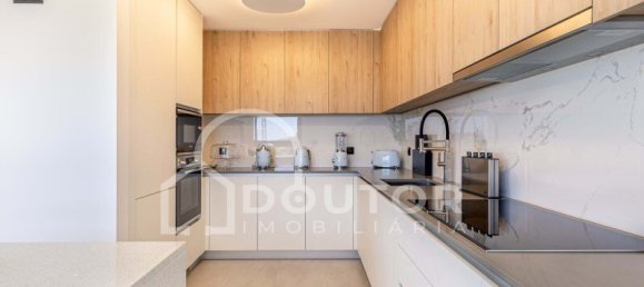 5 chambres Penthouse à Funchal, Portugal No. 94762 3