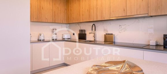 5 chambres Penthouse à Funchal, Portugal No. 94762 4