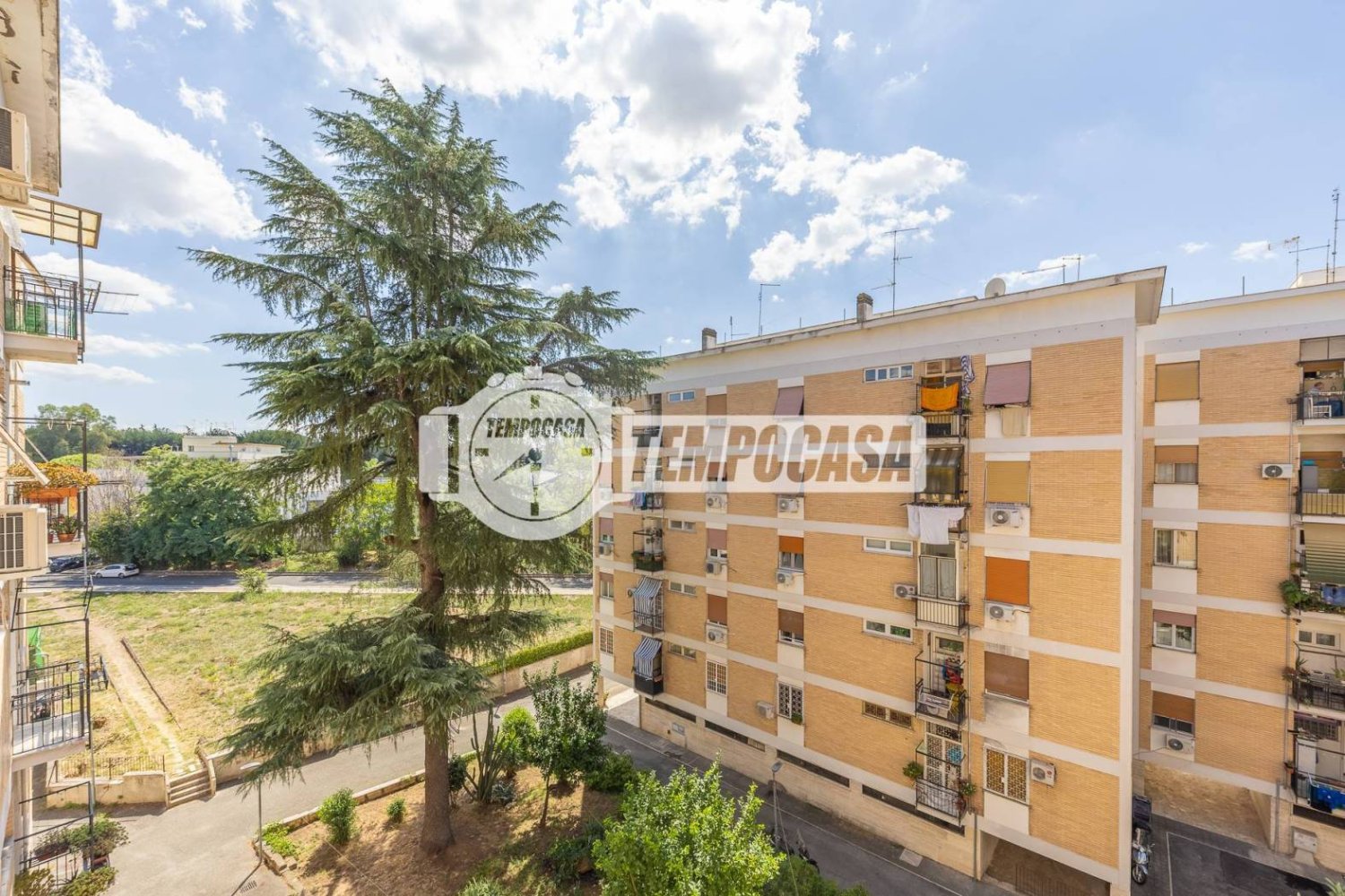 2 Schlafzimmer Wohnung in Rome, Italy, Nr. 401415