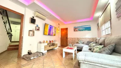 Adosado de 5 dormitorios en Cádiz, Spain No. 211142