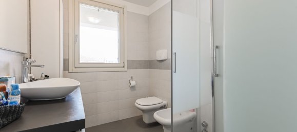 Apartamento de 3 habitaciónes en Melegnano, Italy No. 286369 21