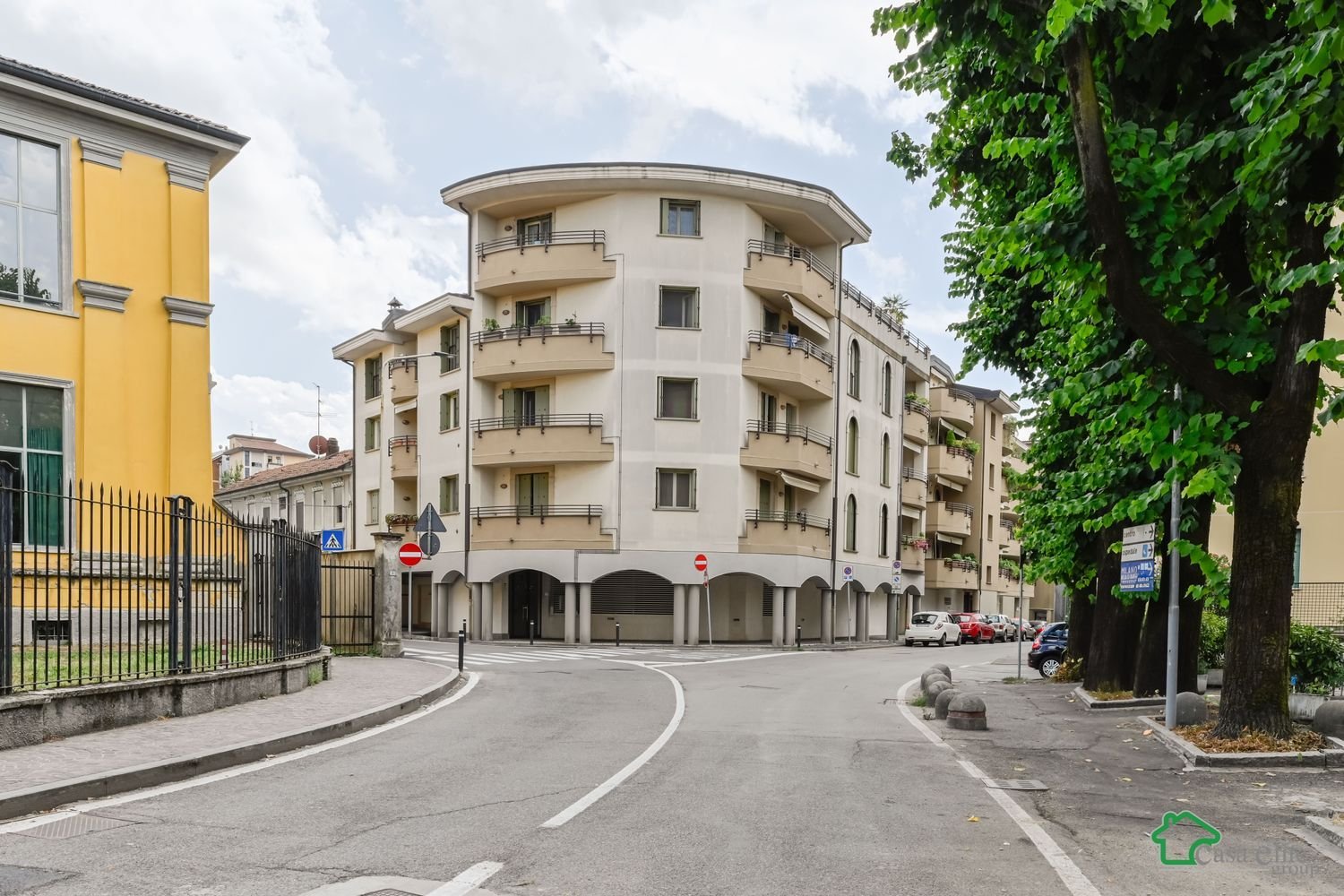 3-salle Appartement à Melegnano, Italy No. 286369