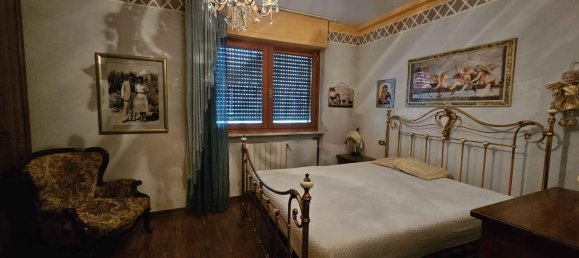 Вилла с 7 комнатами в Виареджо, Италия № 12843 4