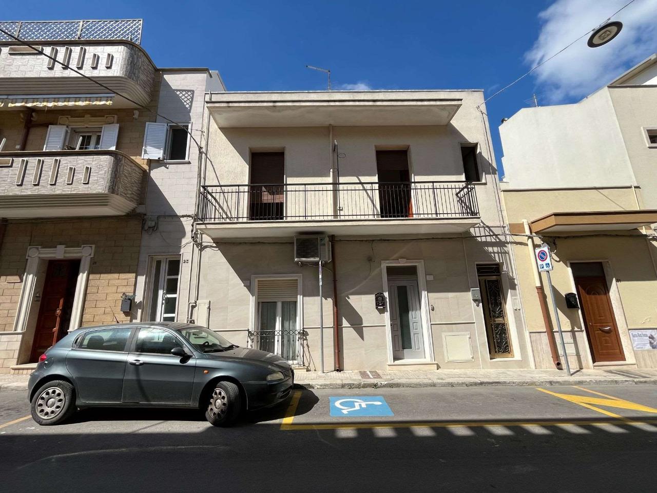 2 rooms House in Francavilla Fontana, Italy No. 39828