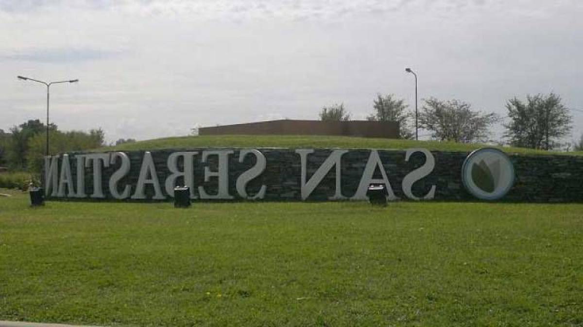  Land in Escobar, Argentina No. 121855
