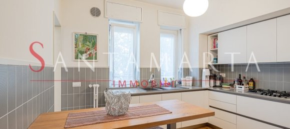 3 Schlafzimmer Wohnung in Milan, Italy, Nr. 243506 8